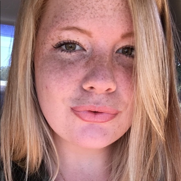 Meet your Posher, Julia - Picture 4 of 4